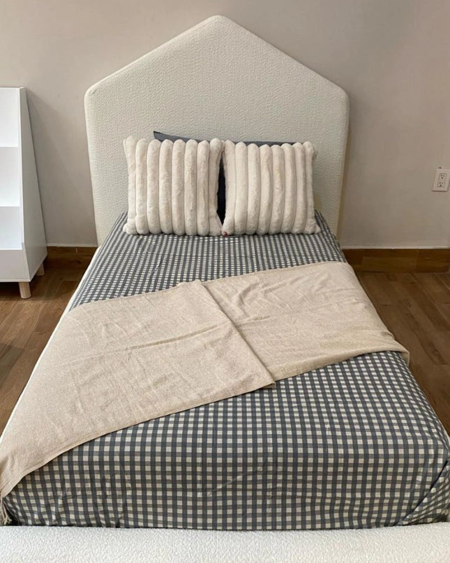 CAMA HOUSE TAPIZADA