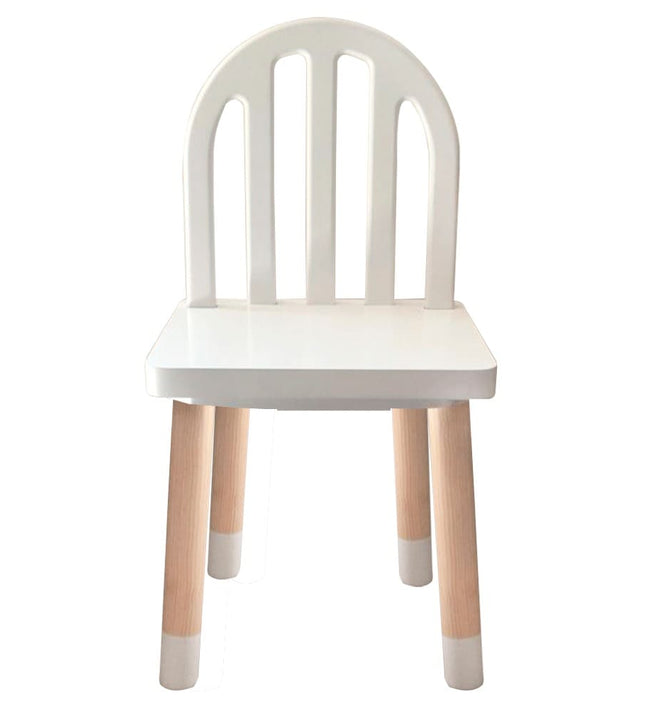 MESA CUADRADA CON 4 SILLAS DE REJILLA COLOR BLANCO